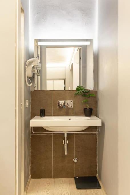 Appartement Arco Della Pace Loft Di Lusso